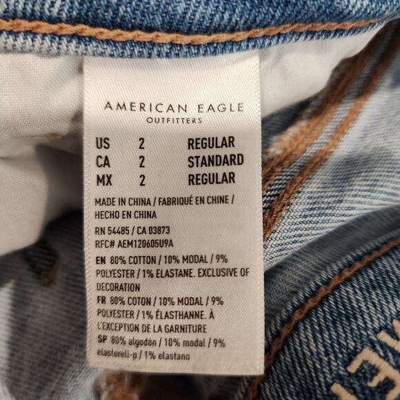 American Eagle Stretch Mom Light Wash Distressed 2R - Picture 9 of 9